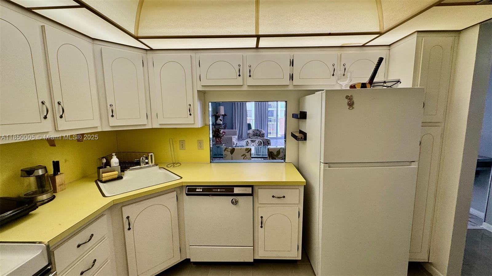 Photo of 1865 Ocean Dr  #11B, Hallandale Beach, Florida, 33009 - 