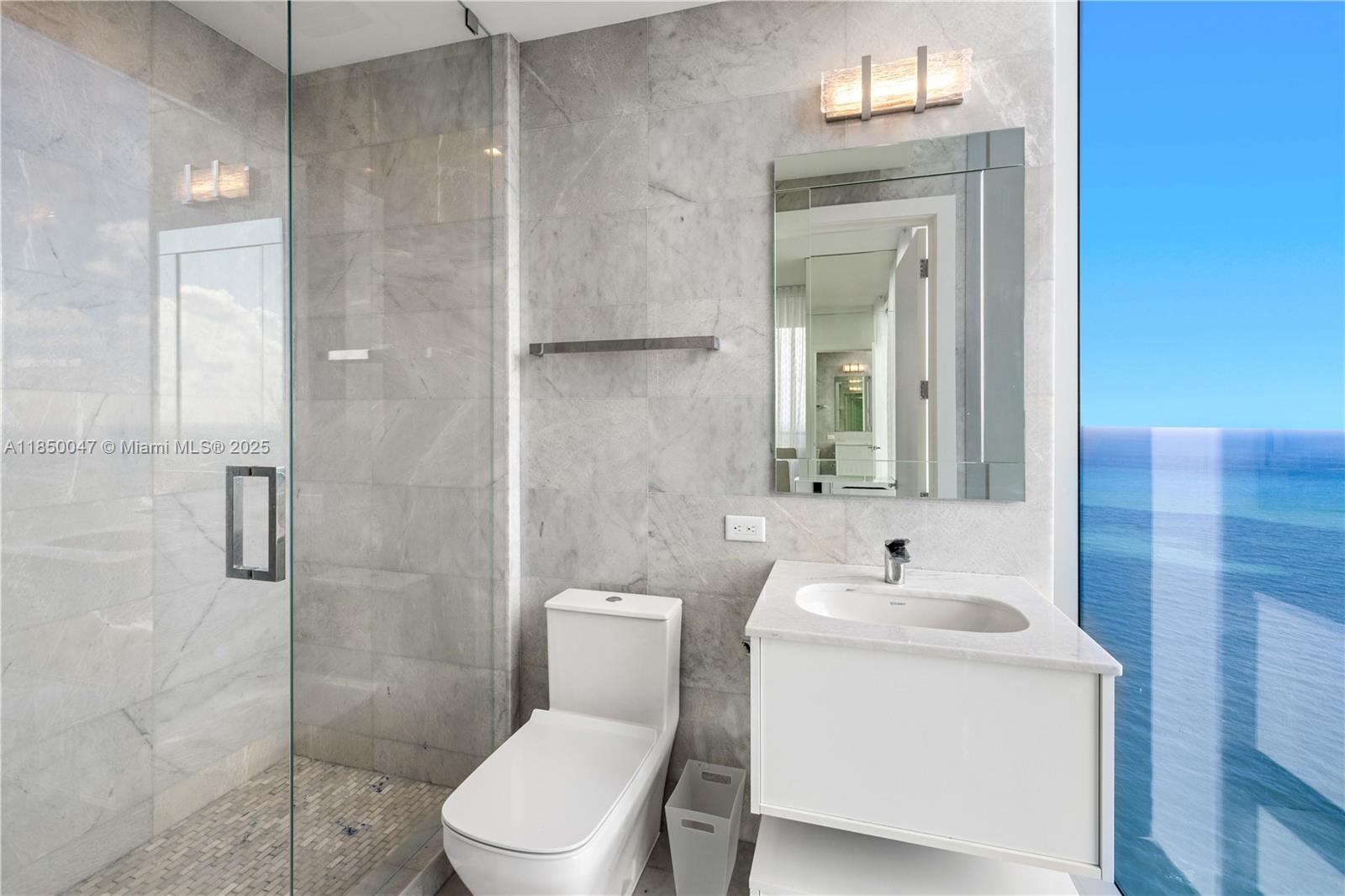 See details 4504 4 / 6 3625 sq. ft. $ 2025-07-31 0 Photo