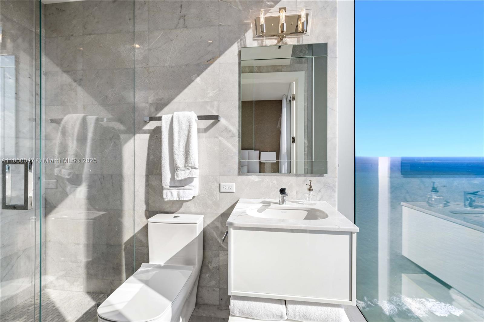 See details 4504 4 / 6 3625 sq. ft. $ 2025-07-31 0 Photo