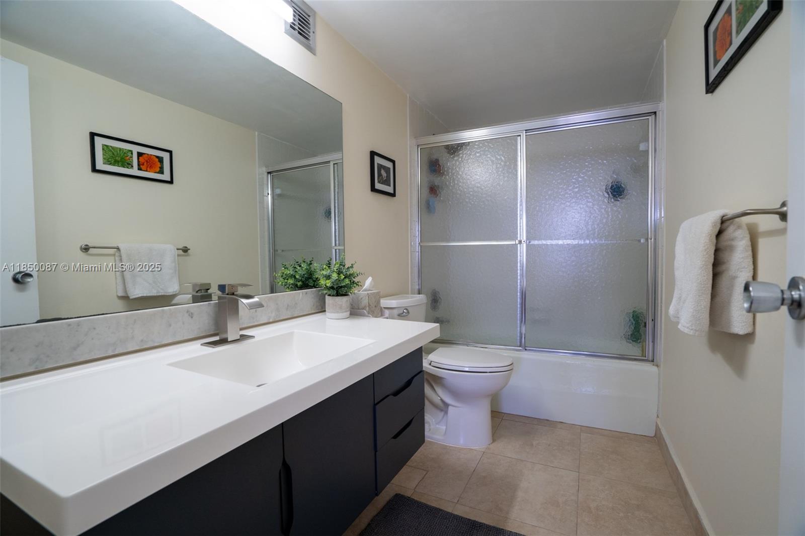 Photo of 500 Three Islands Blvd  #1008, Hallandale Beach, Florida, 33009 - 