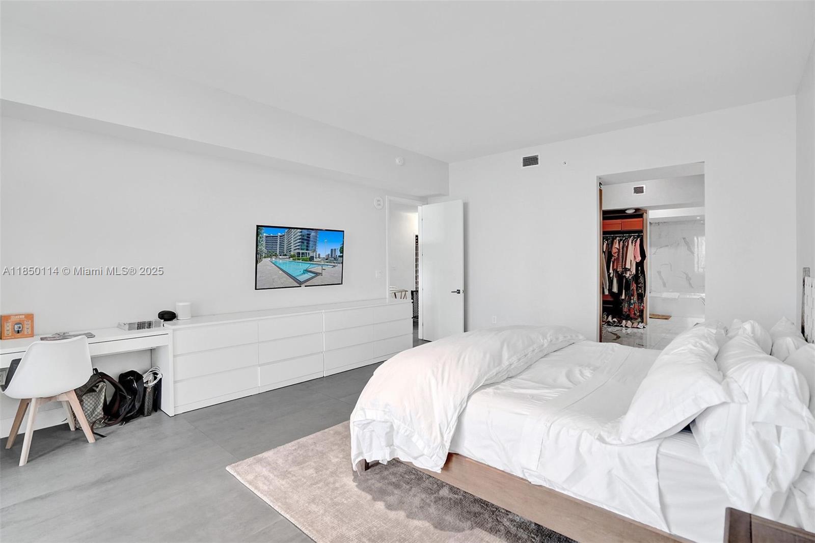 Photo of 5000 Island Estates Dr  #1006, Aventura, Florida, 33160 - 