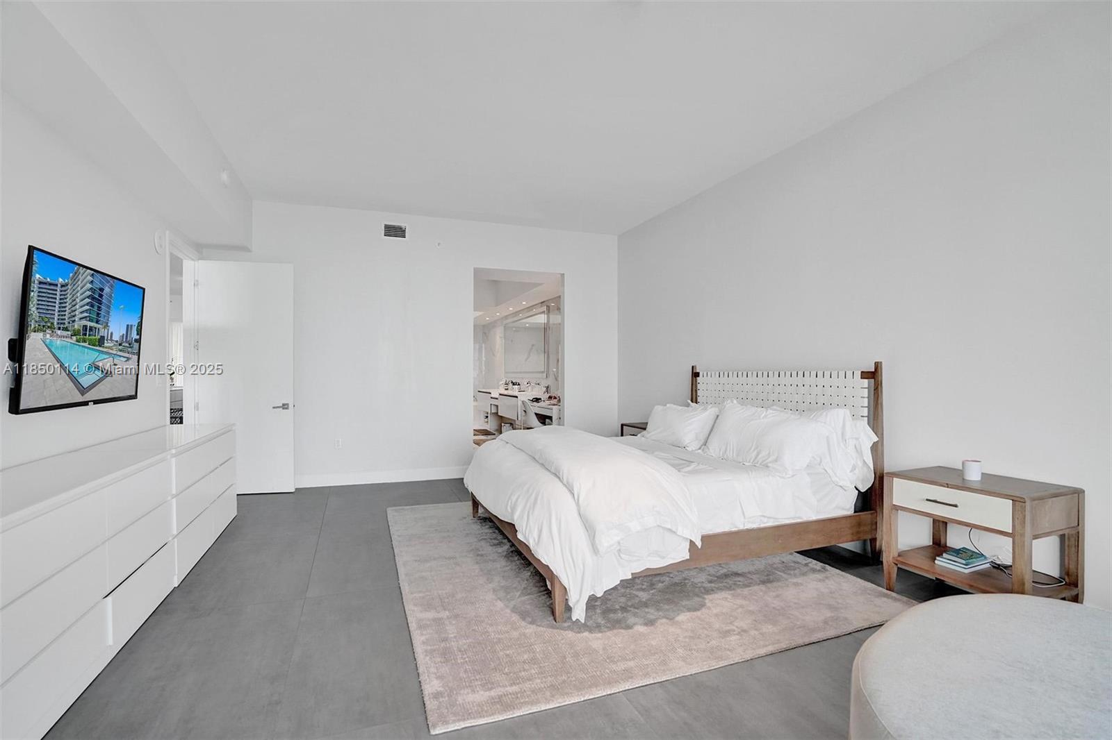Photo of 5000 Island Estates Dr  #1006, Aventura, Florida, 33160 - 