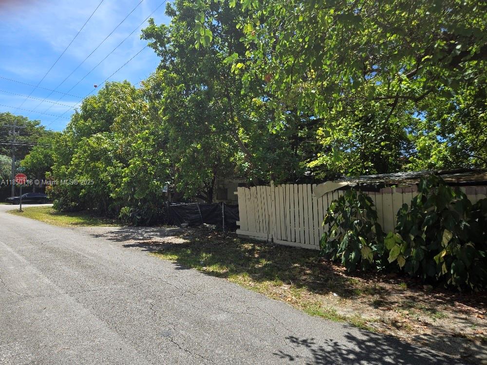 See details / sq. ft. $ 2025-07-31 0 Photo