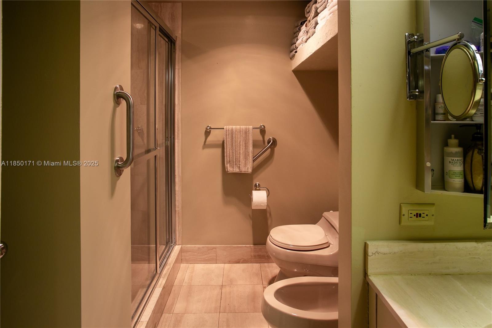 Photo of 20191 Country Club Dr  #1405, Aventura, Florida, 33180 - 