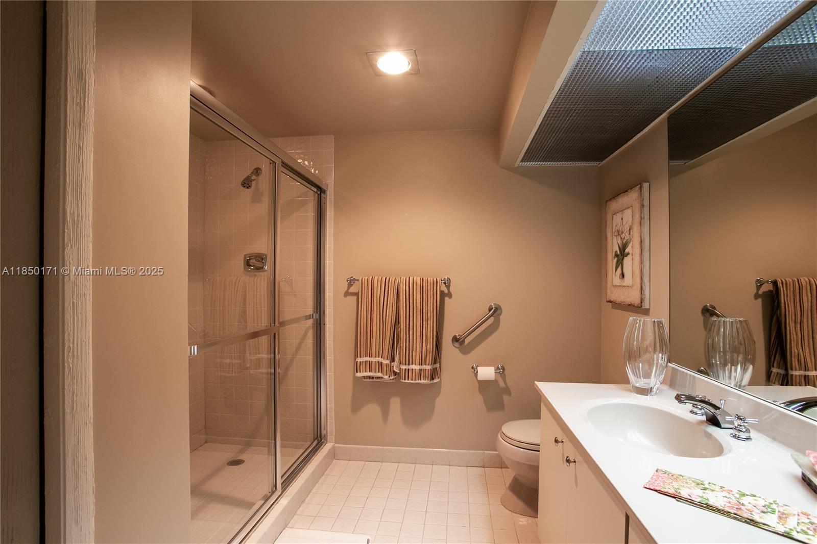 Photo of 20191 Country Club Dr  #1405, Aventura, Florida, 33180 - 