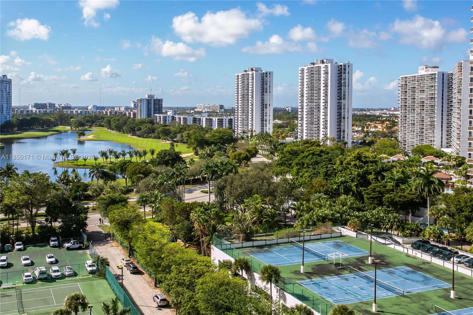Photo of 20191 Country Club Dr  #1405, Aventura, Florida, 33180 - 