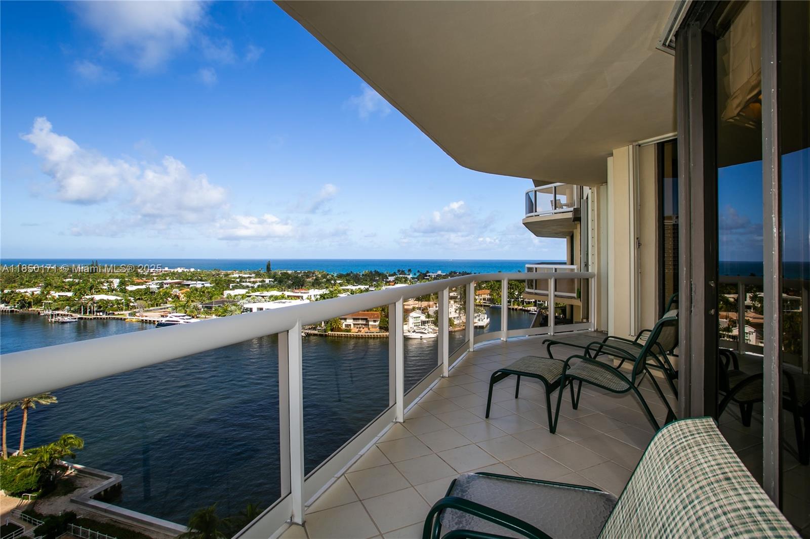 Photo of 20191 Country Club Dr  #1405, Aventura, Florida, 33180 - 