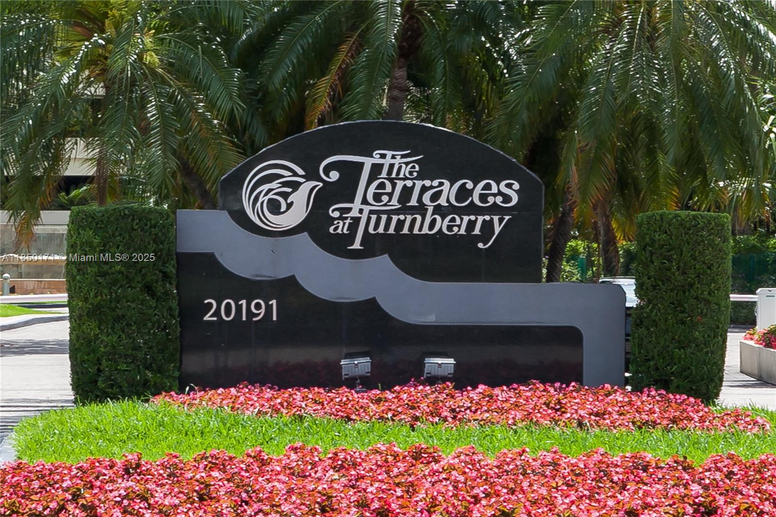 Photo of 20191 Country Club Dr  #1405, Aventura, Florida, 33180 - 
