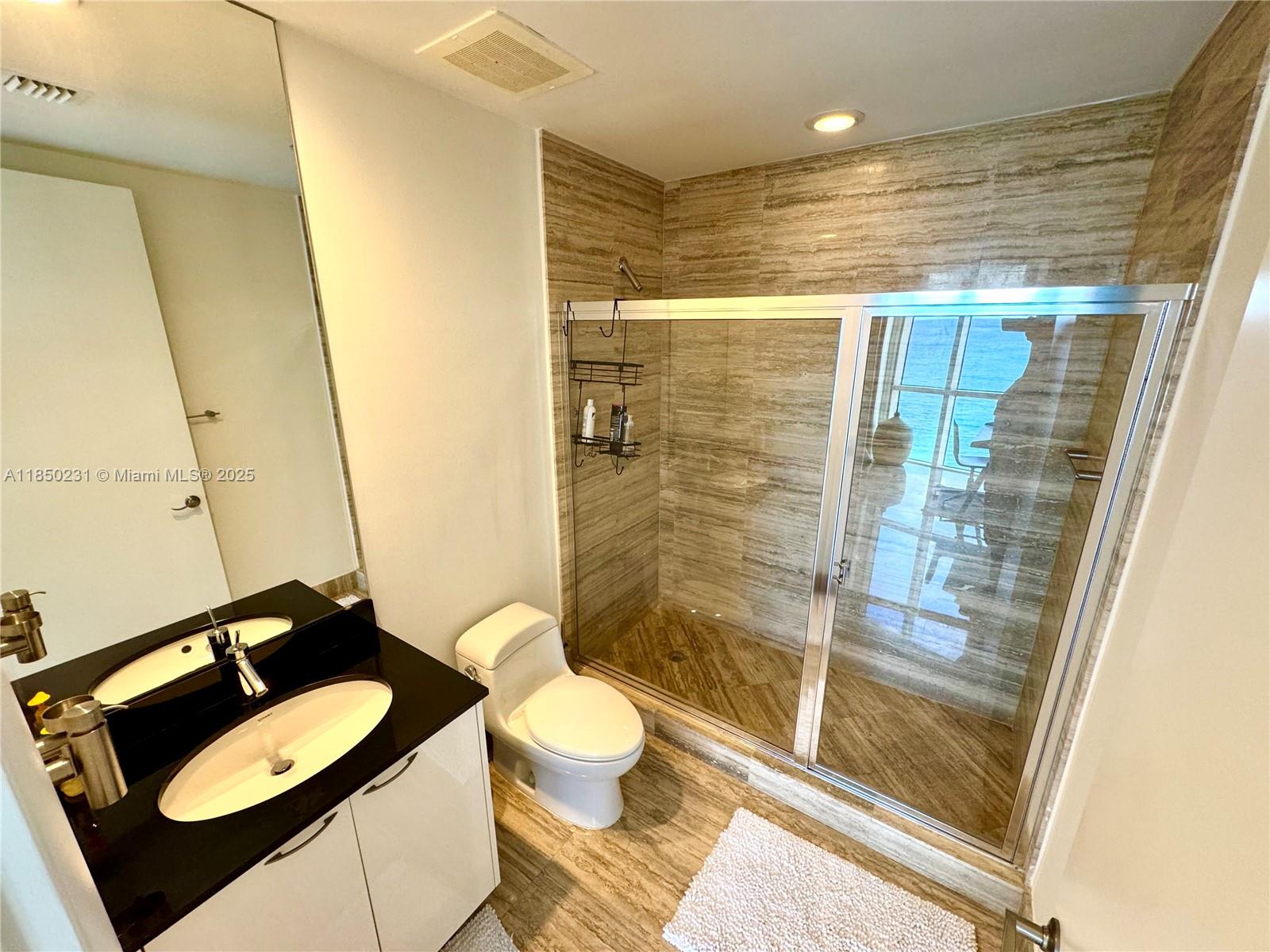 Ver detalles 1804 2 / 4 2327 sq. ft. $ 2025-07-31 0 foto