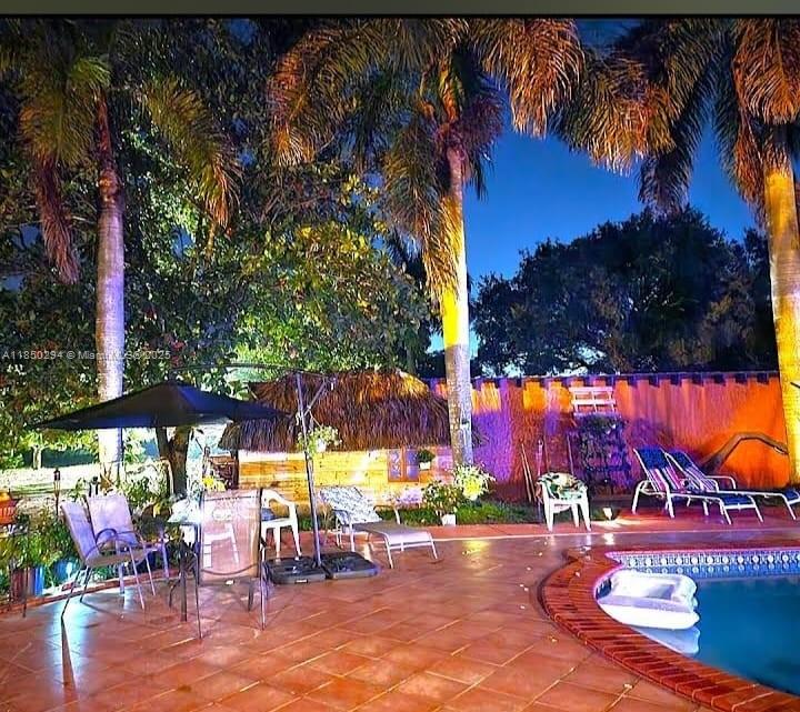 See details / sq. ft. $ 2025-07-31 0 Photo