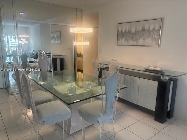 Ver detalles 509 1 / 2 762 sq. ft. $ 2025-07-31 0 foto