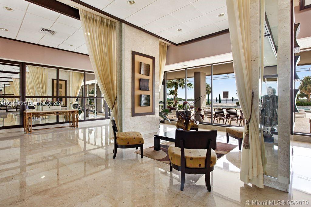 Ver detalles 509 1 / 2 762 sq. ft. $ 2025-07-31 0 foto