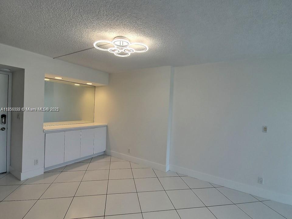 224 2 / 2 1359 sq. ft. $ 2025-07-31 0 Photo
