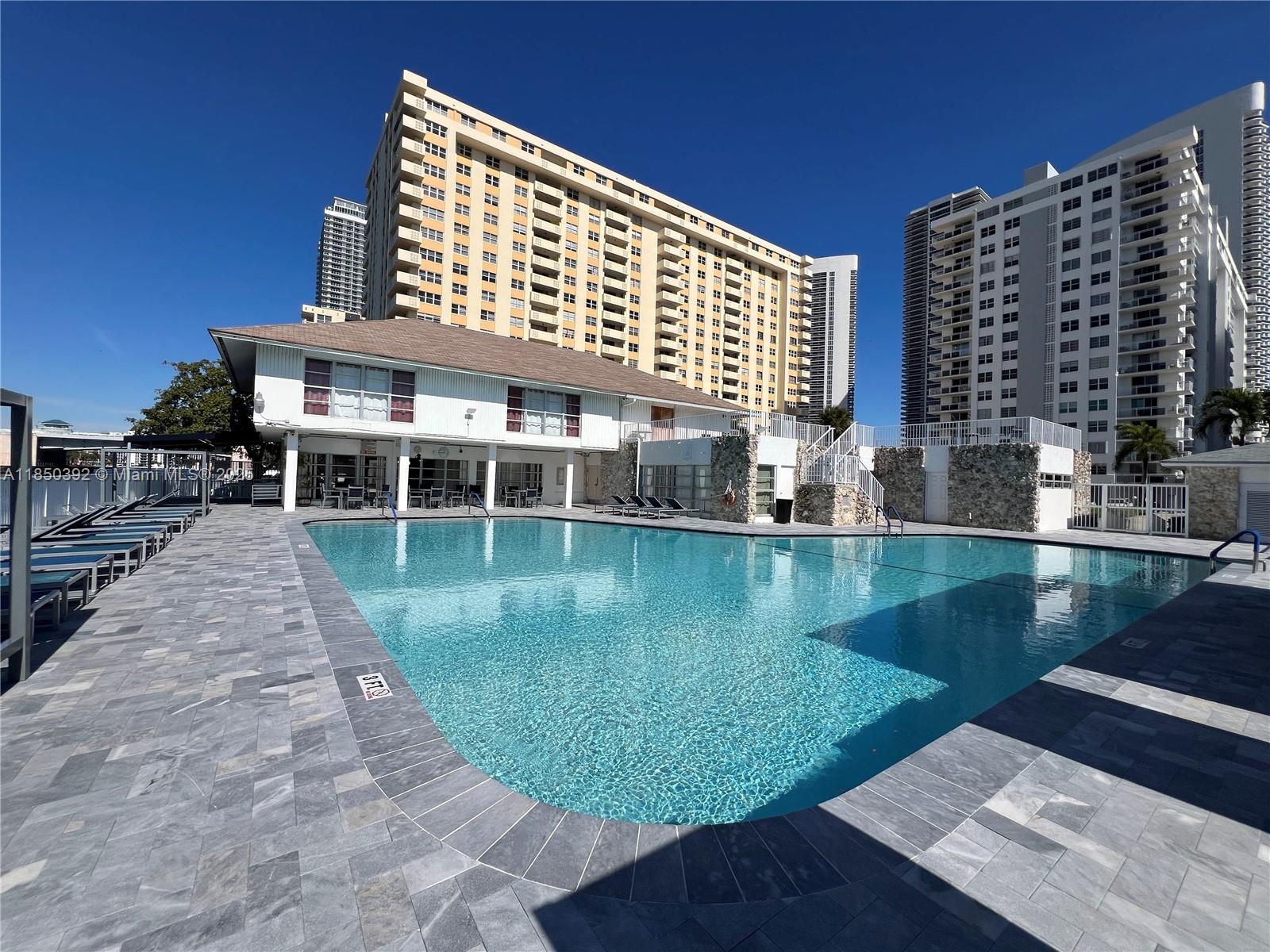 Photo of 1833 Ocean Dr  #1109, Hallandale Beach, Florida, 33009 - 