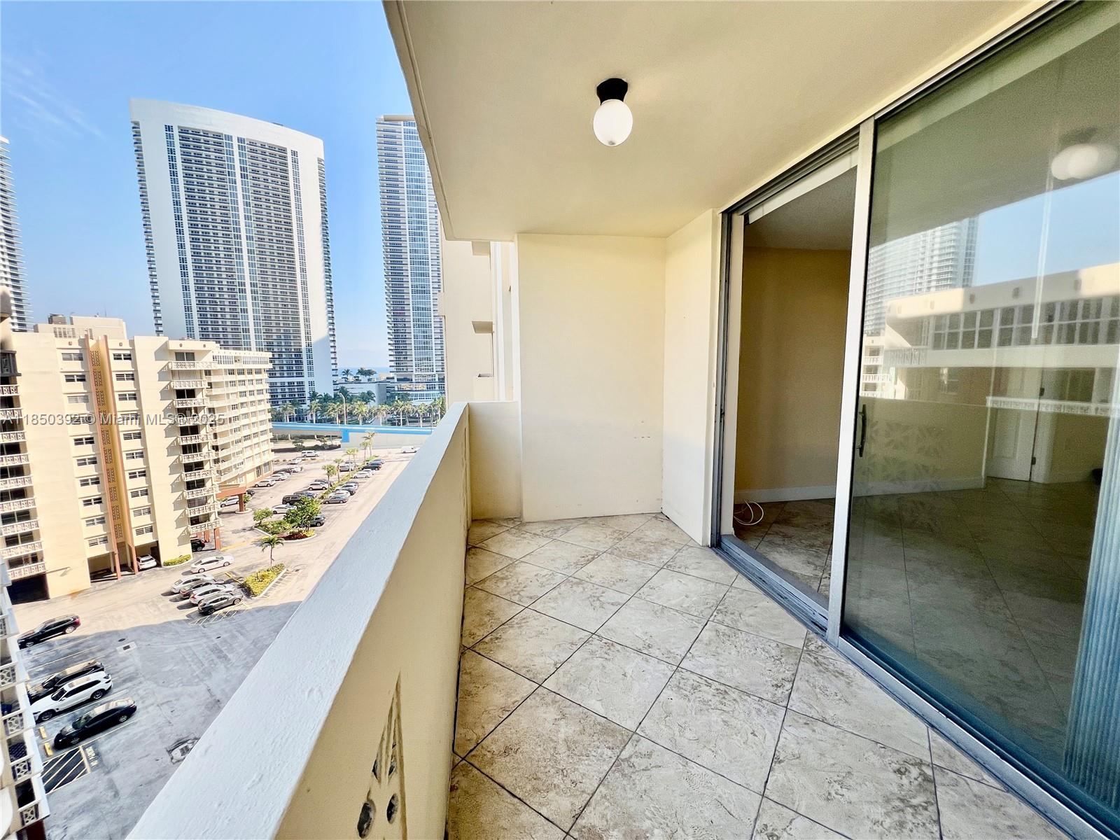 Photo of 1833 Ocean Dr #1109, Hallandale Beach, Florida, 33009 -