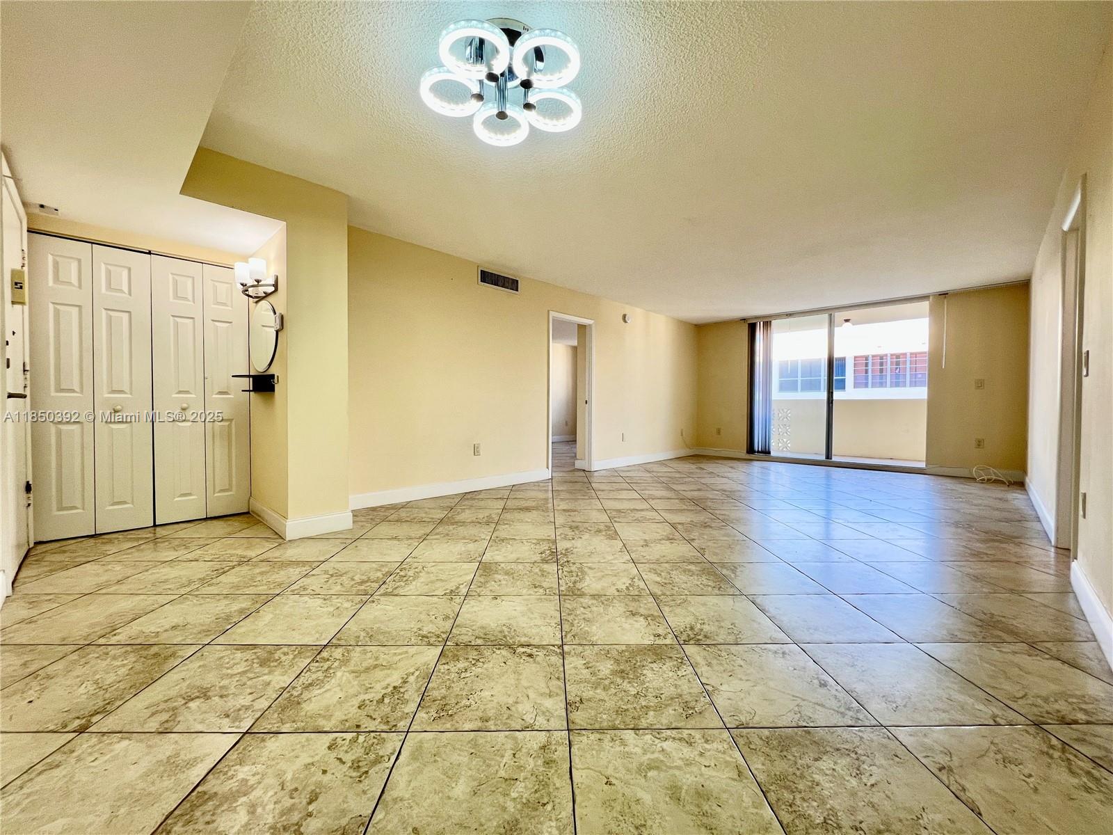 Photo of 1833 Ocean Dr #1109, Hallandale Beach, Florida, 33009 -