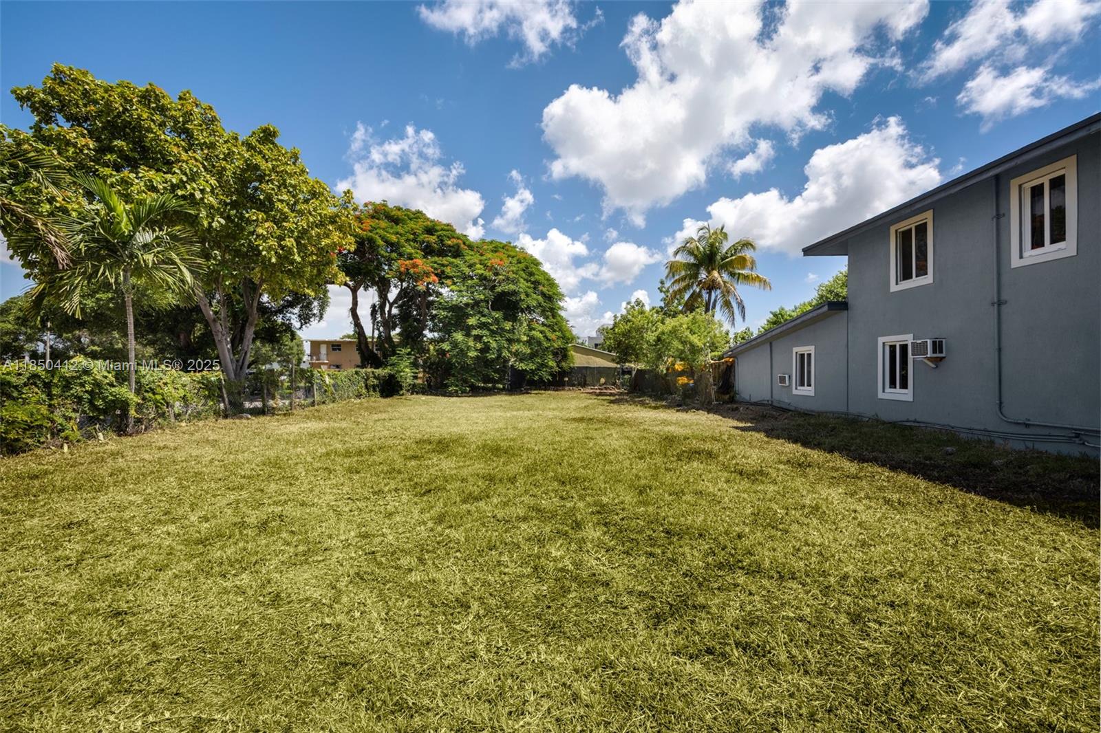 See details / sq. ft. $ 2025-07-31 0 Photo