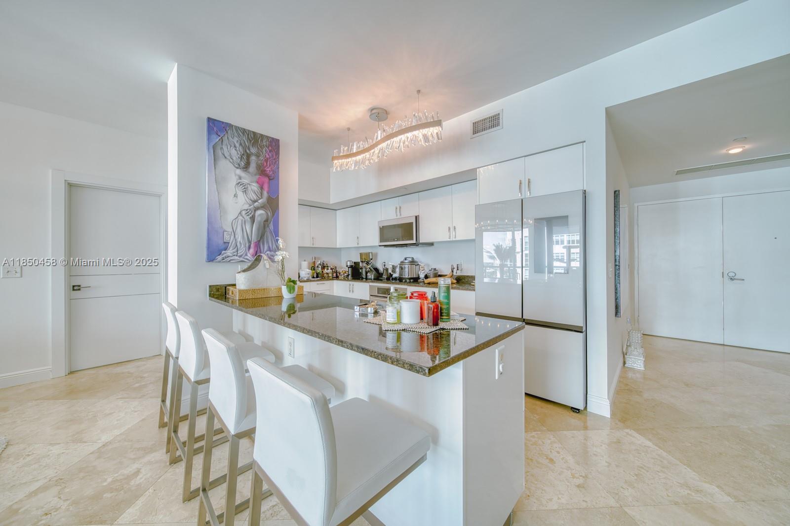 Photo of 3131 188th St  #2-1103, Aventura, Florida, 33180 - 
