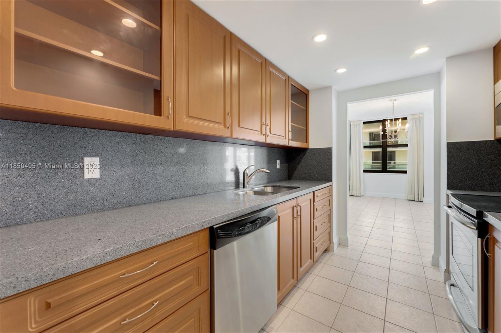 Photo of 9801 Collins Ave  #18H, Bal Harbour, Florida, 33154 - 