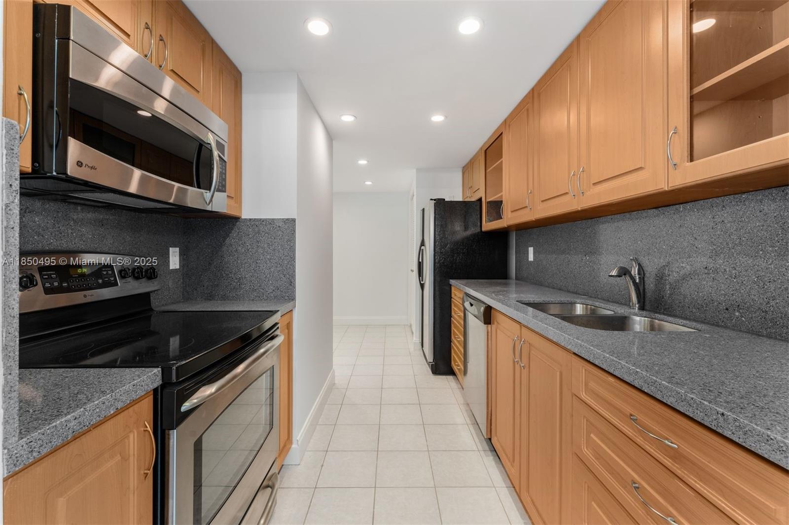 Photo of 9801 Collins Ave  #18H, Bal Harbour, Florida, 33154 - 