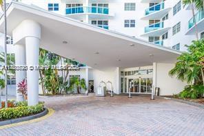 Photo of 3001 Ocean Dr  #721, Hollywood, Florida, 33019 - 