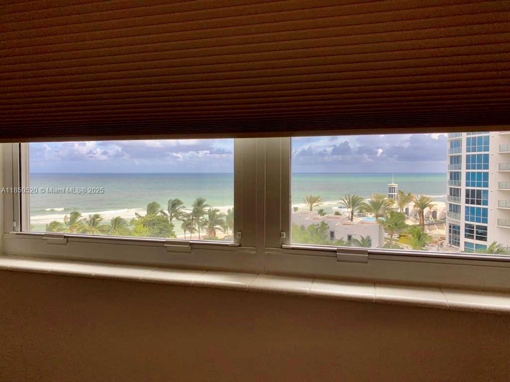 Photo of 3001 Ocean Dr  #721, Hollywood, Florida, 33019 - 
