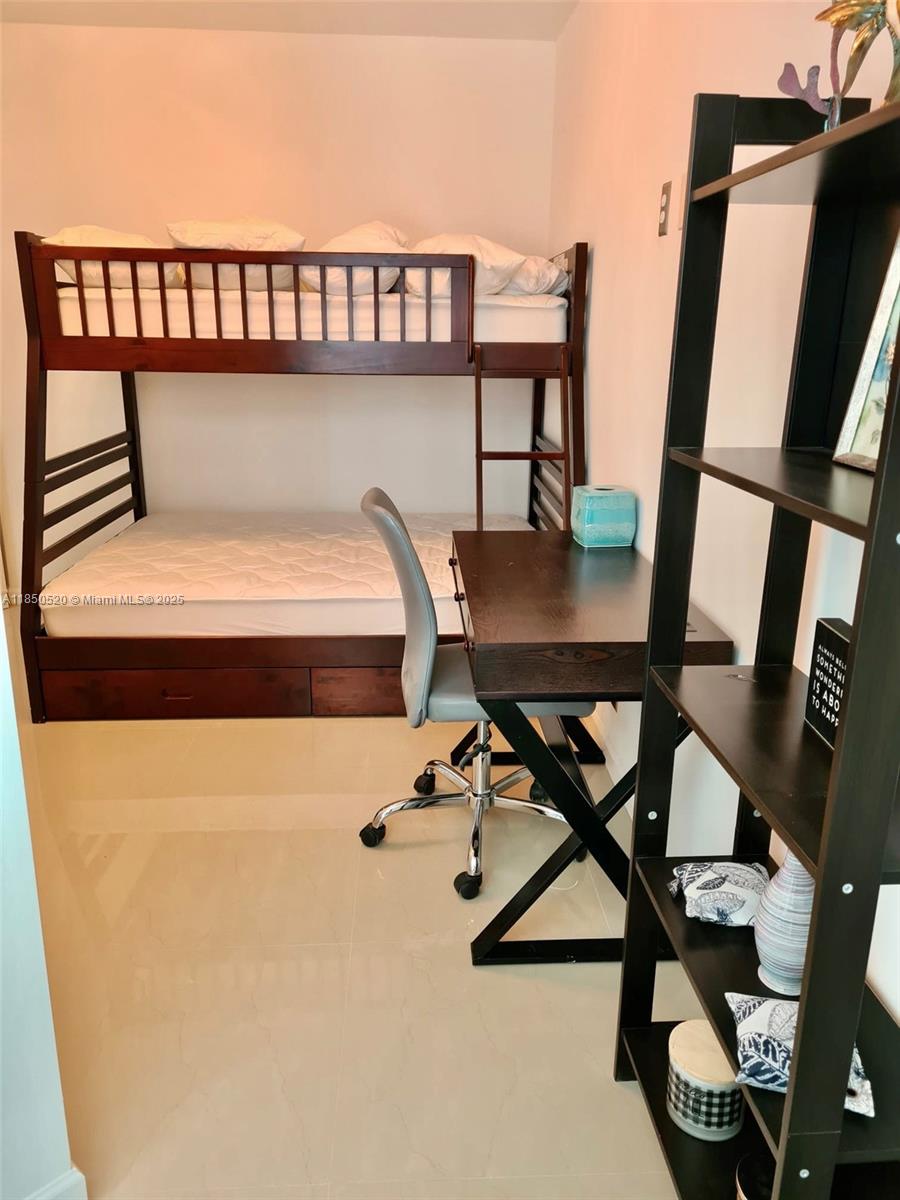 Photo of 3001 Ocean Dr  #721, Hollywood, Florida, 33019 - 