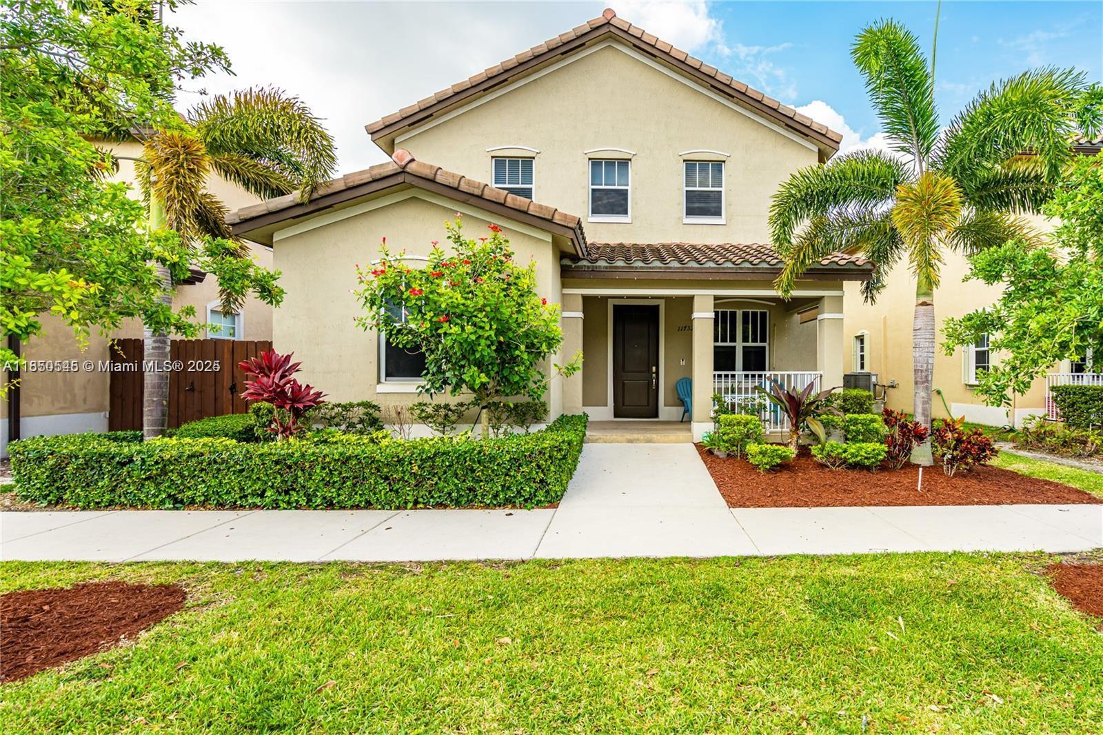 Ver detalles 11732 4 / 3 2556 sq. ft. $ 2025-08-13 0 foto