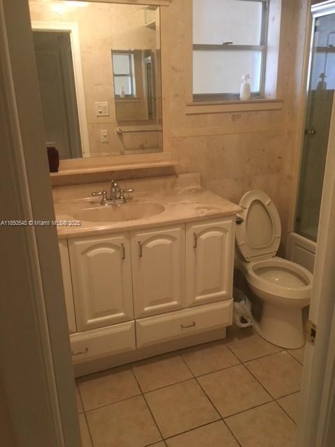 Photo of    #305, Hallandale Beach, Florida, 33009 - 