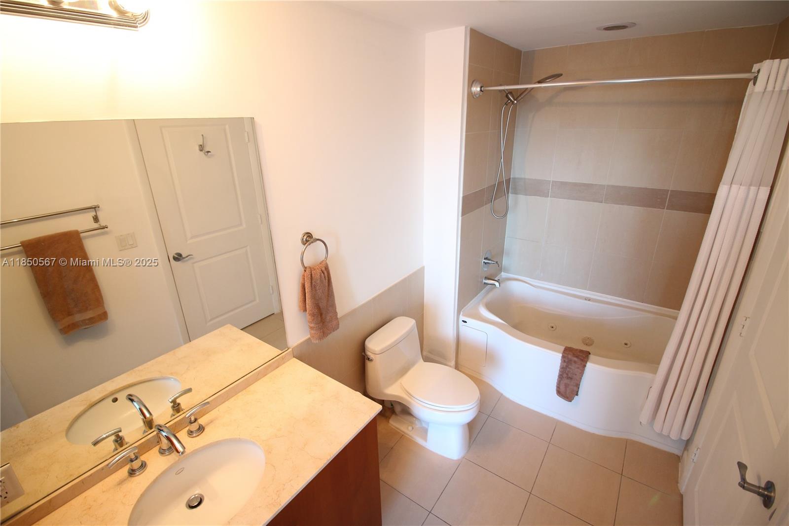 Photo of 1945 Ocean Dr  #707, Hallandale Beach, Florida, 33009 - 