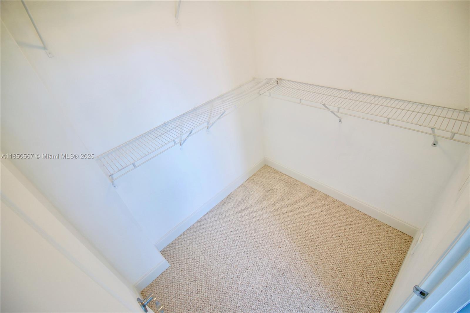 Photo of 1945 Ocean Dr  #707, Hallandale Beach, Florida, 33009 - 