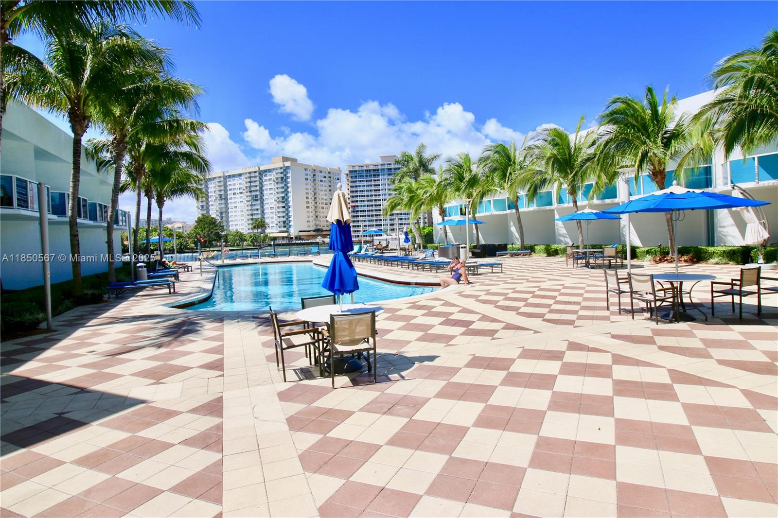 Photo of 1945 Ocean Dr  #707, Hallandale Beach, Florida, 33009 - 