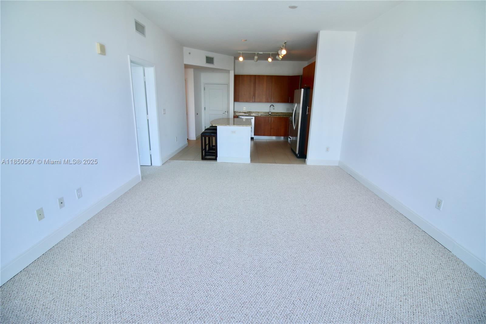 Photo of 1945 Ocean Dr  #707, Hallandale Beach, Florida, 33009 - 