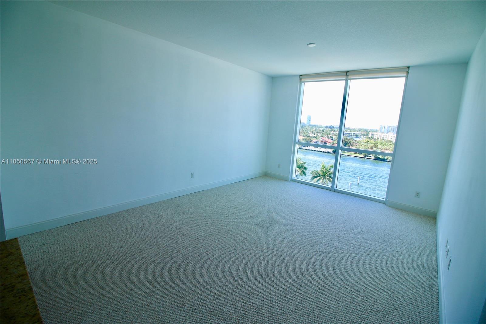 Photo of 1945 Ocean Dr  #707, Hallandale Beach, Florida, 33009 - 
