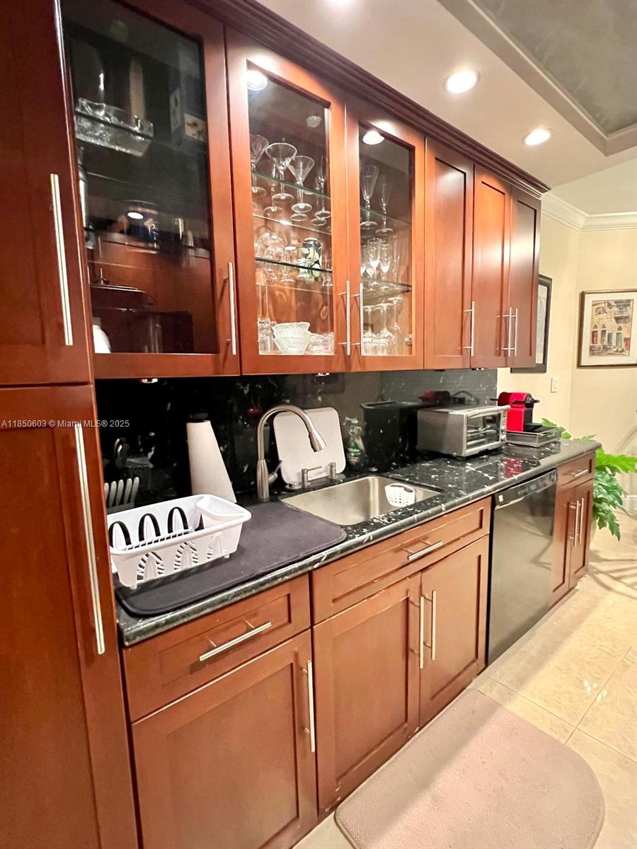 Photo of 20191 Country Club Dr  #2004, Aventura, Florida, 33180 - 
