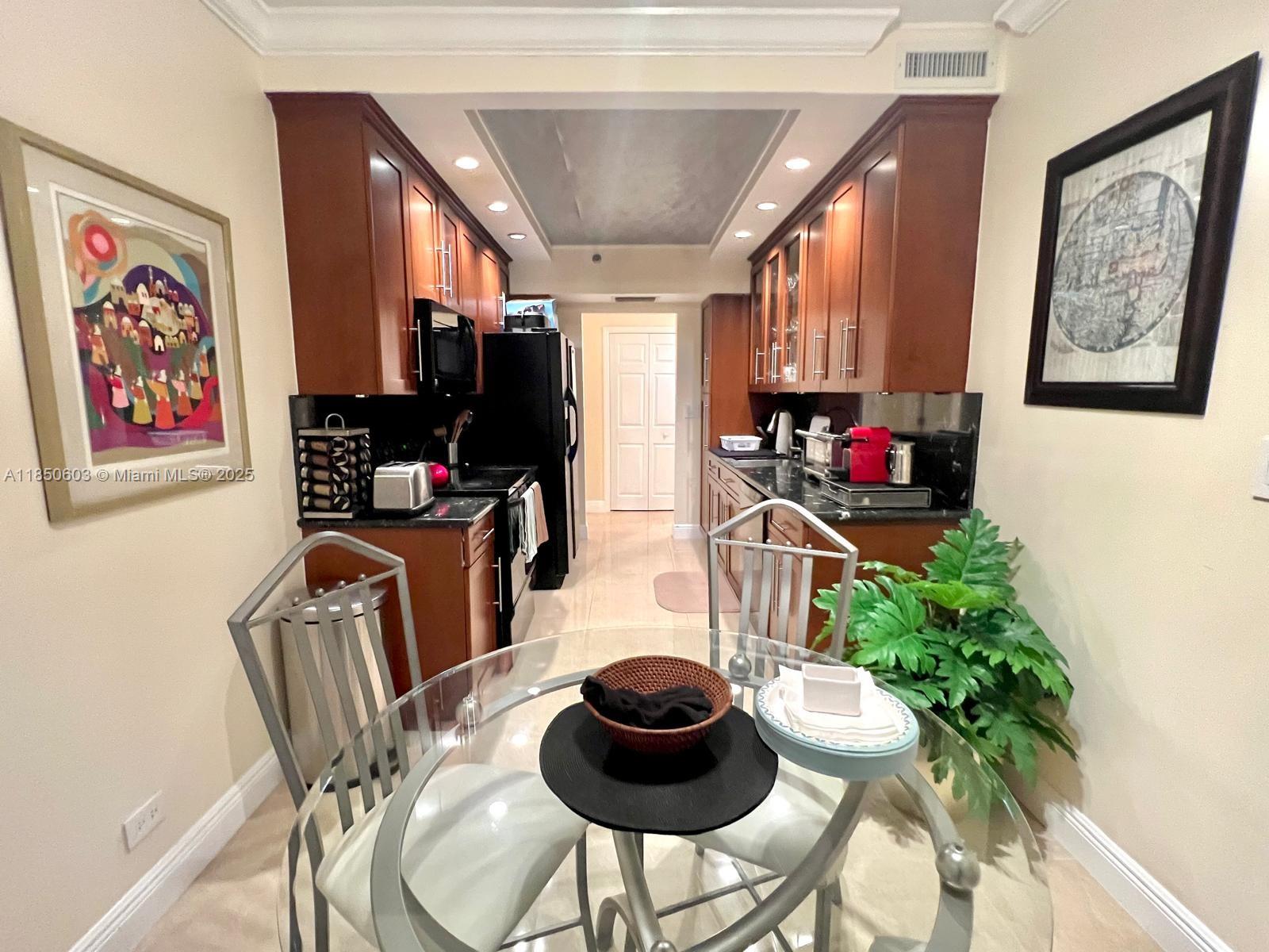 Photo of 20191 Country Club Dr  #2004, Aventura, Florida, 33180 - 