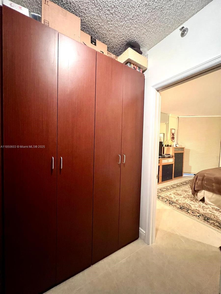 Photo of 20191 Country Club Dr  #2004, Aventura, Florida, 33180 - 
