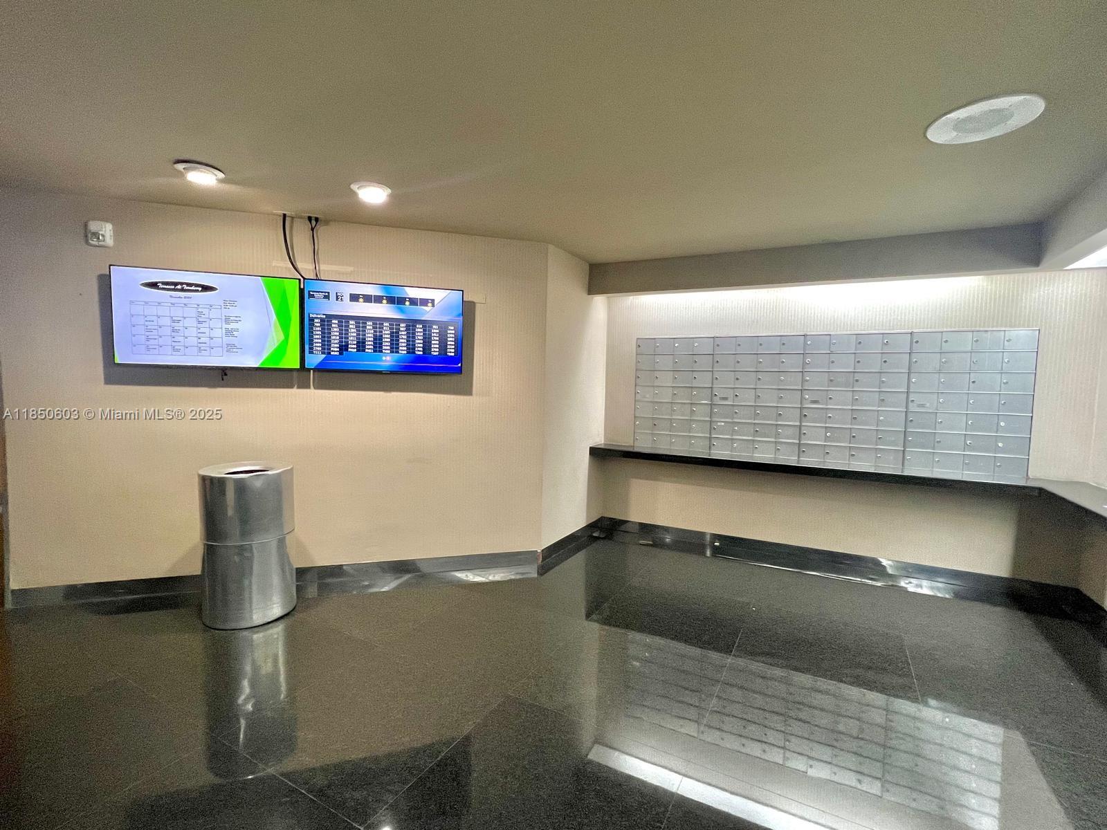 Photo of 20191 Country Club Dr  #2004, Aventura, Florida, 33180 - 