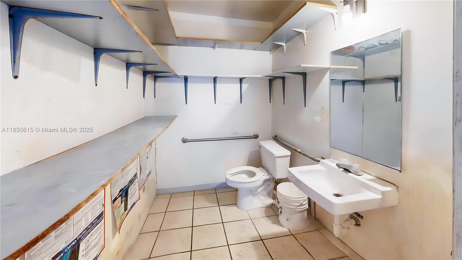 Ver detalles / sq. ft. $ 2025-07-31 0 foto
