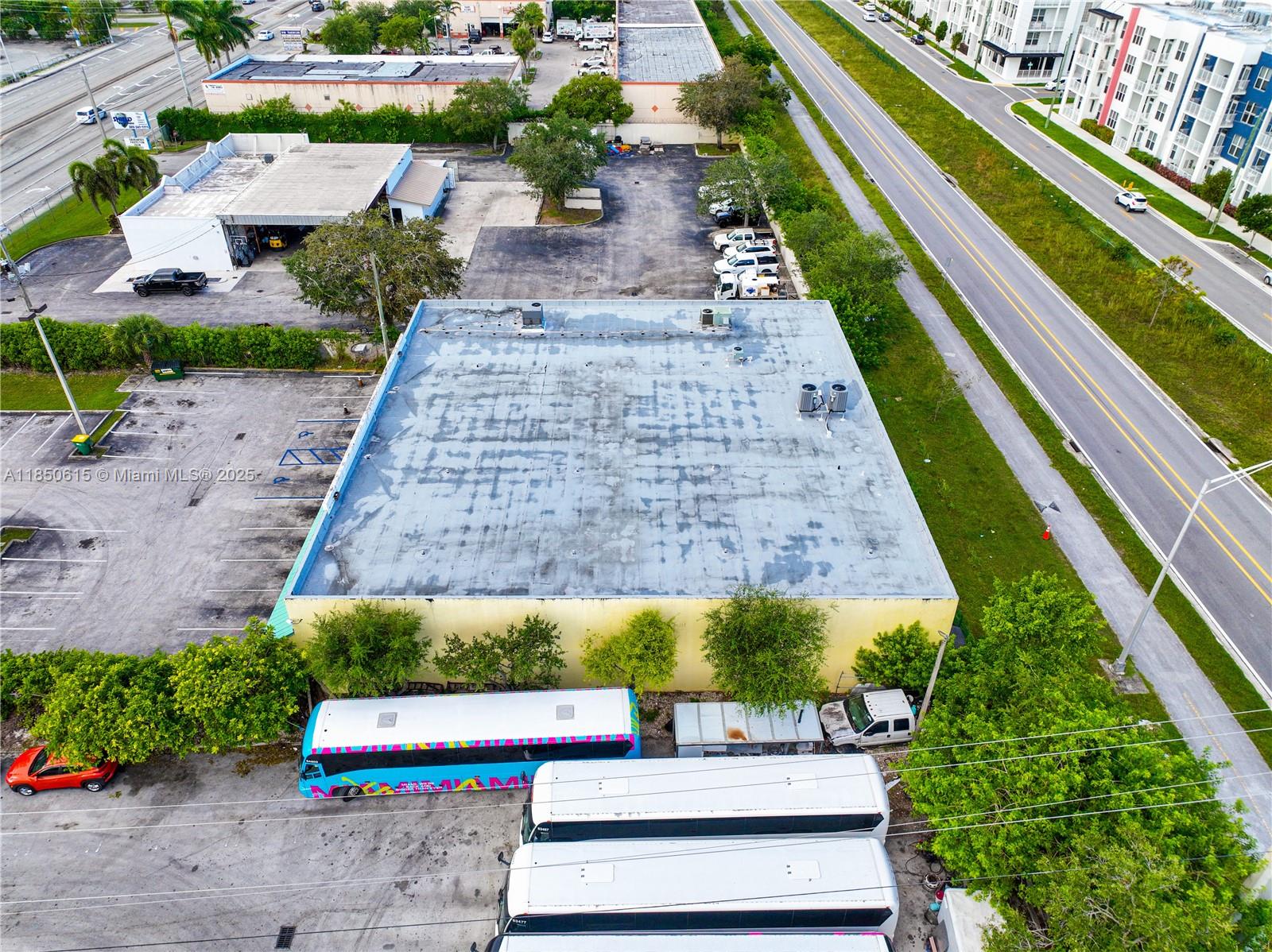 Ver detalles / sq. ft. $ 2025-07-31 0 foto