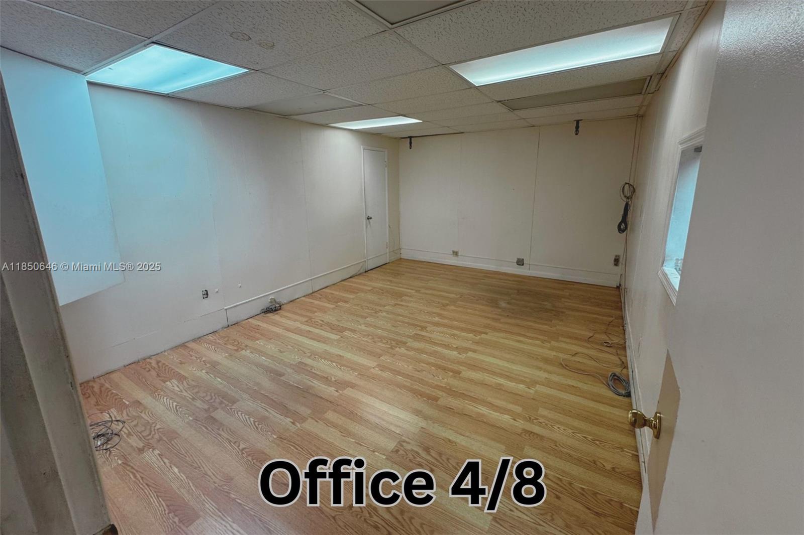See details / sq. ft. $ 2025-08-01 0 Photo