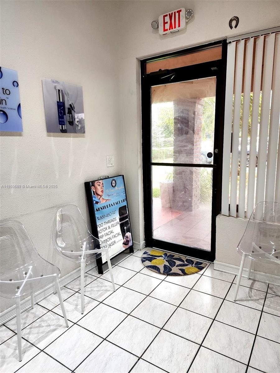 See details / sq. ft. $ 2025-08-01 0 Photo