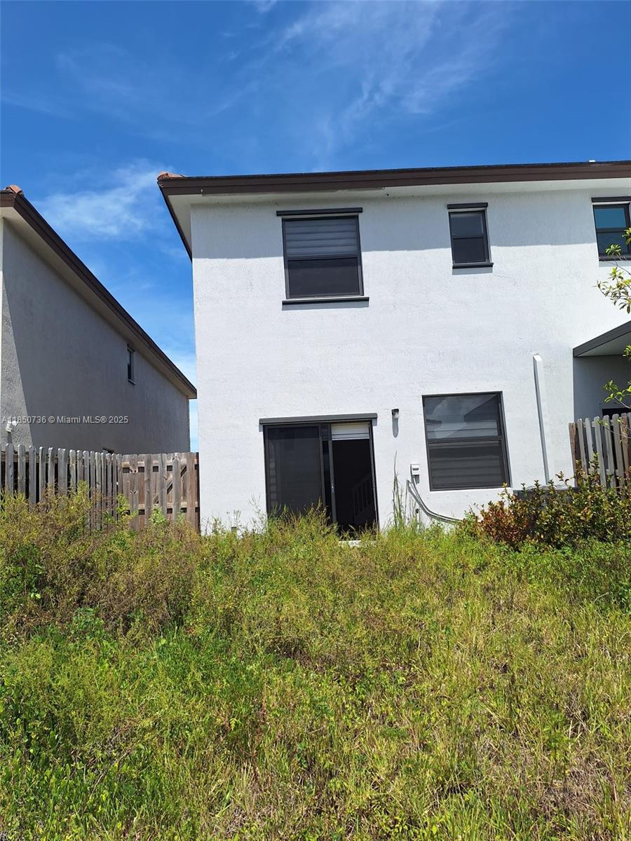 See details 25266 3 / 3 1514 sq. ft. $ 2025-08-01 0 Photo