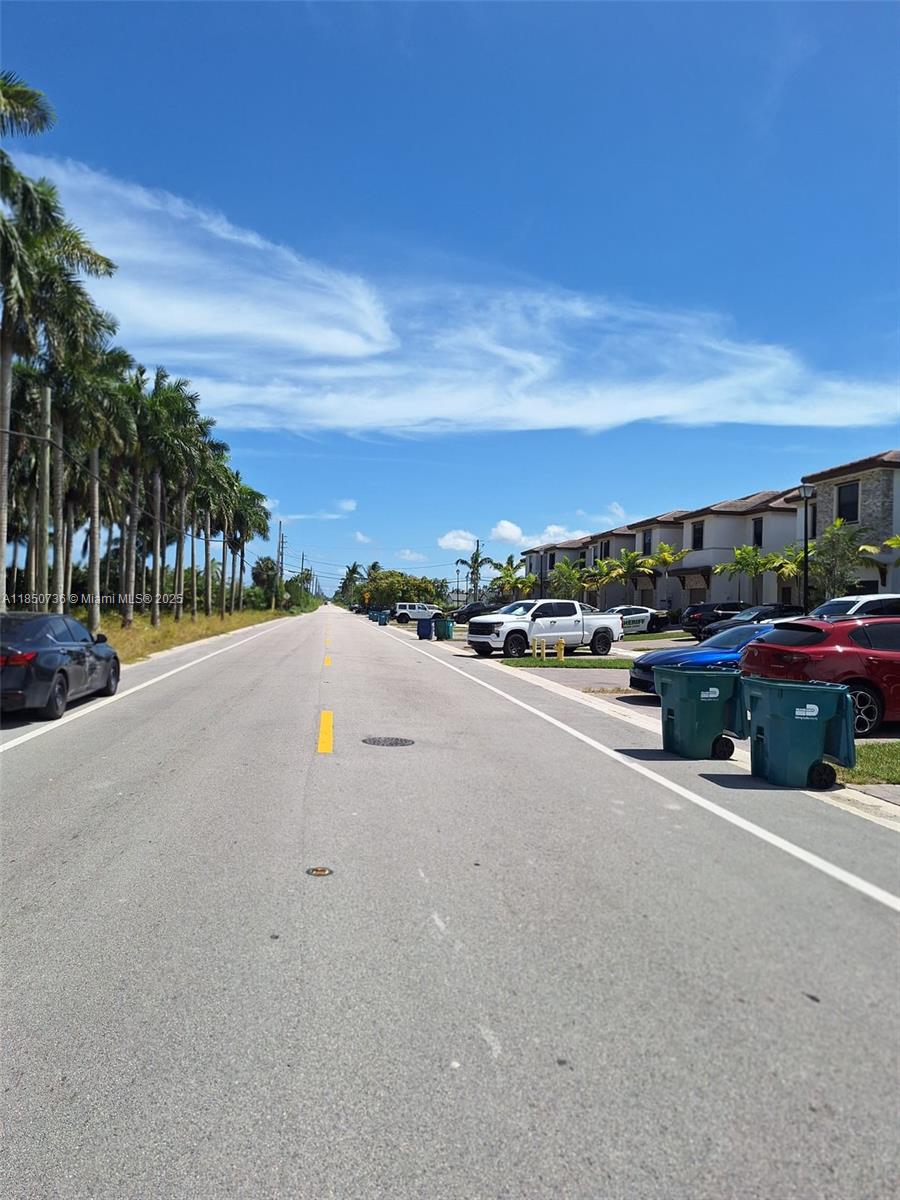 See details 25266 3 / 3 1514 sq. ft. $ 2025-08-01 0 Photo