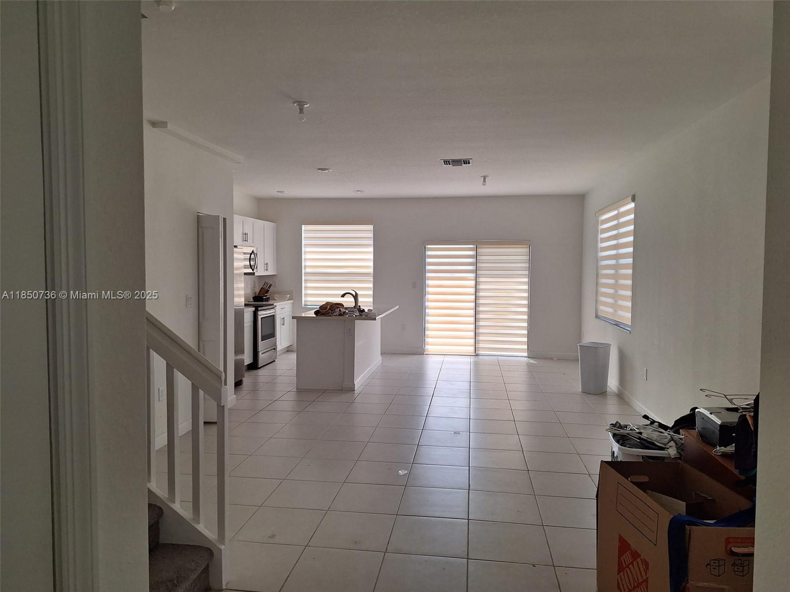 See details 25266 3 / 3 1514 sq. ft. $ 2025-08-01 0 Photo