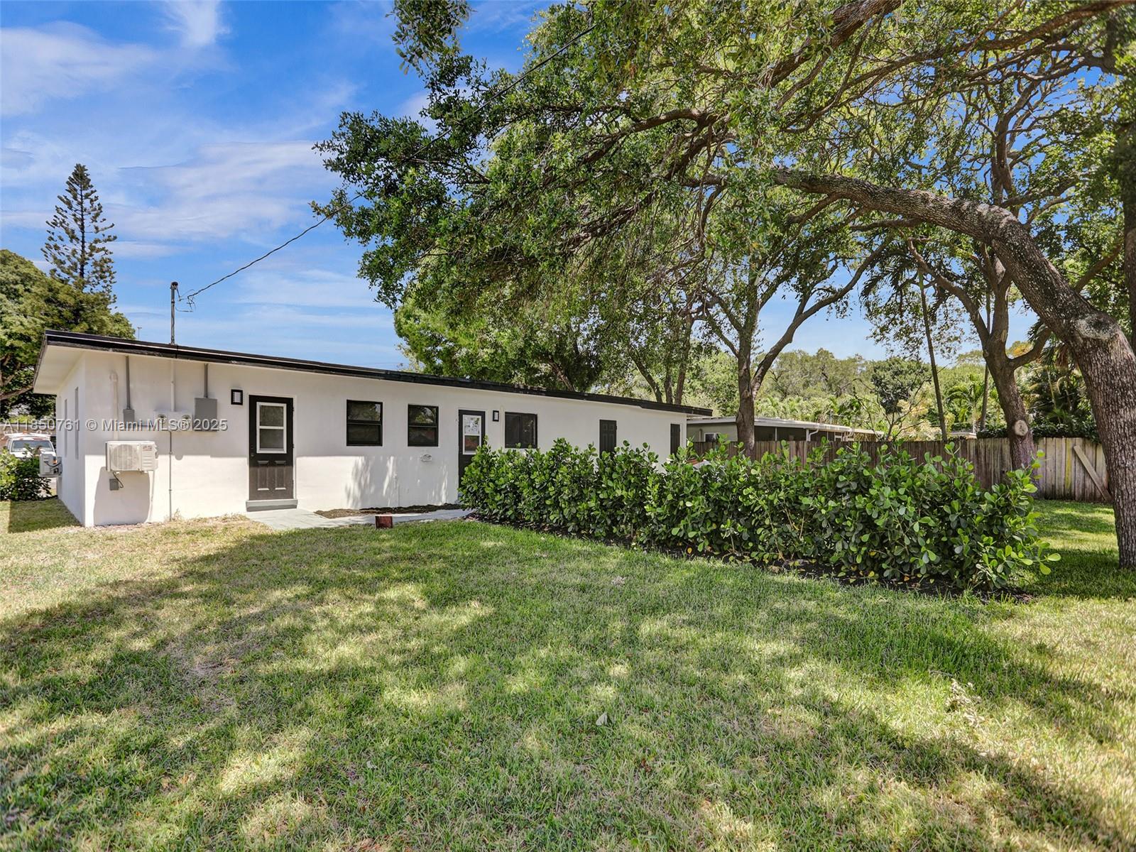 See details / 1795 sq. ft. $ 2025-08-01 0 Photo