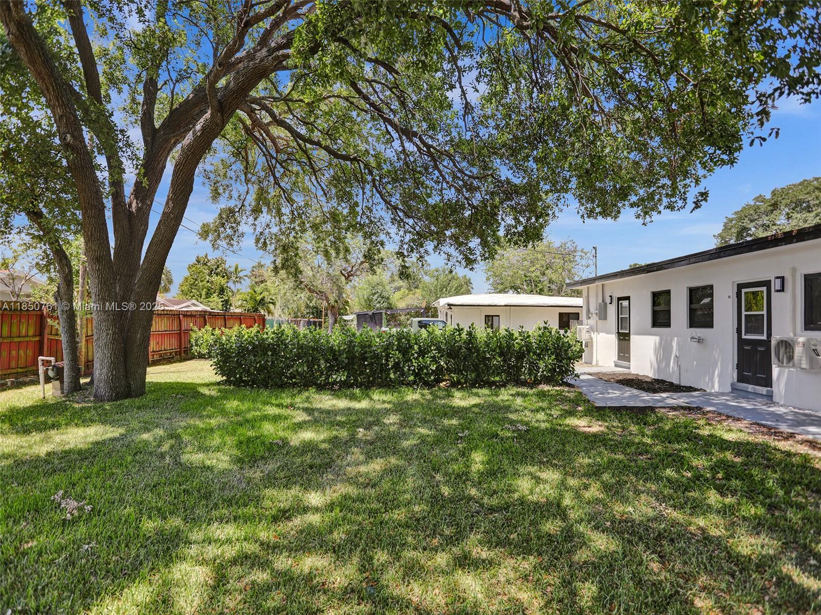 See details / 1795 sq. ft. $ 2025-08-01 0 Photo