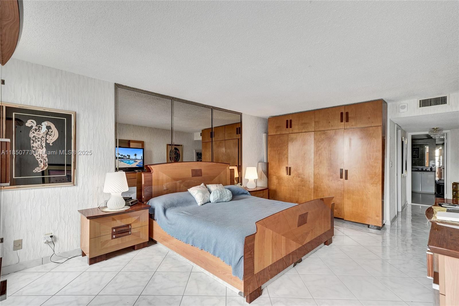 Photo of 1920 Ocean Dr  #16B, Hallandale Beach, Florida, 33009 - 