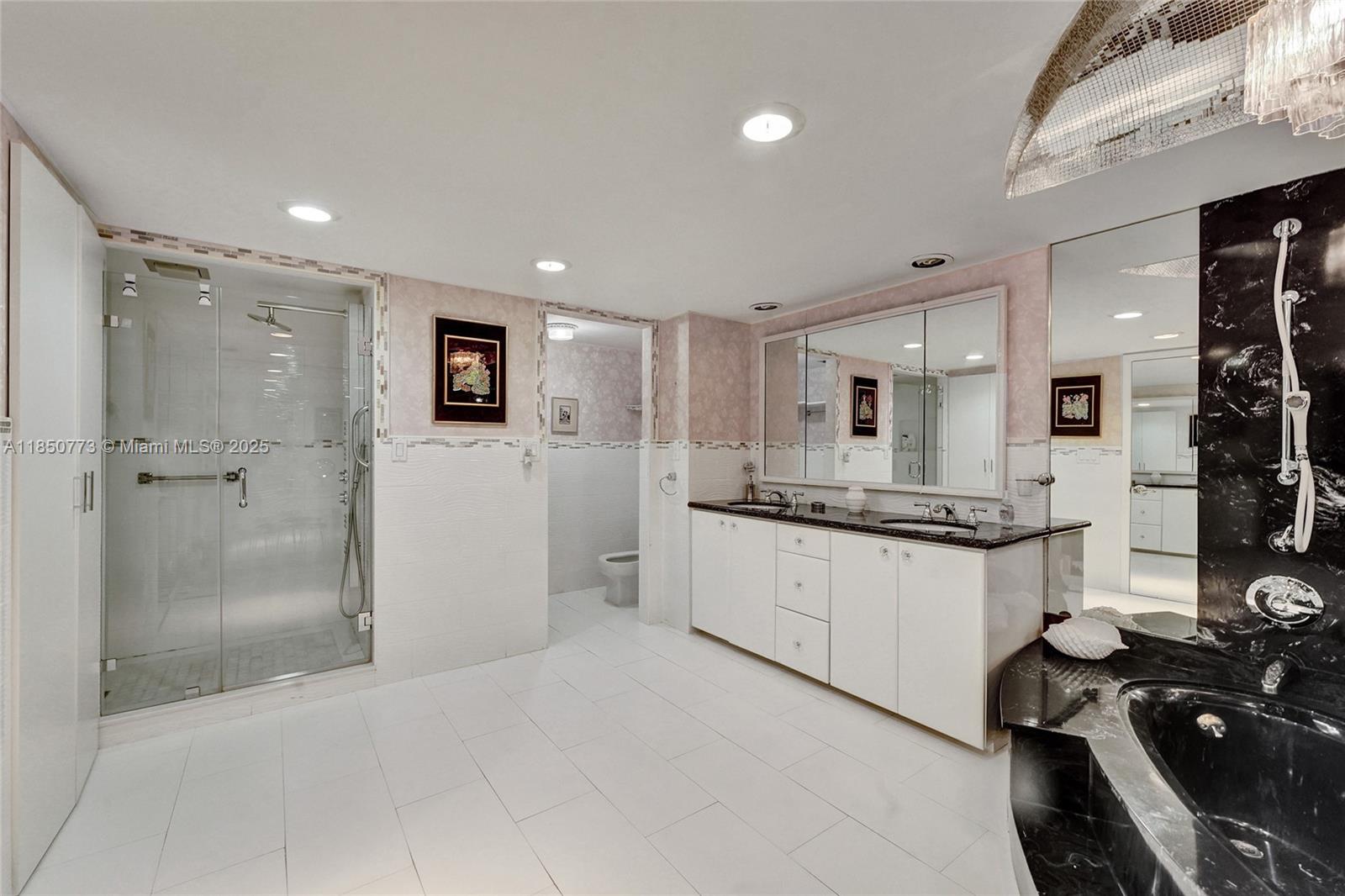 Photo of 1920 Ocean Dr  #16B, Hallandale Beach, Florida, 33009 - 