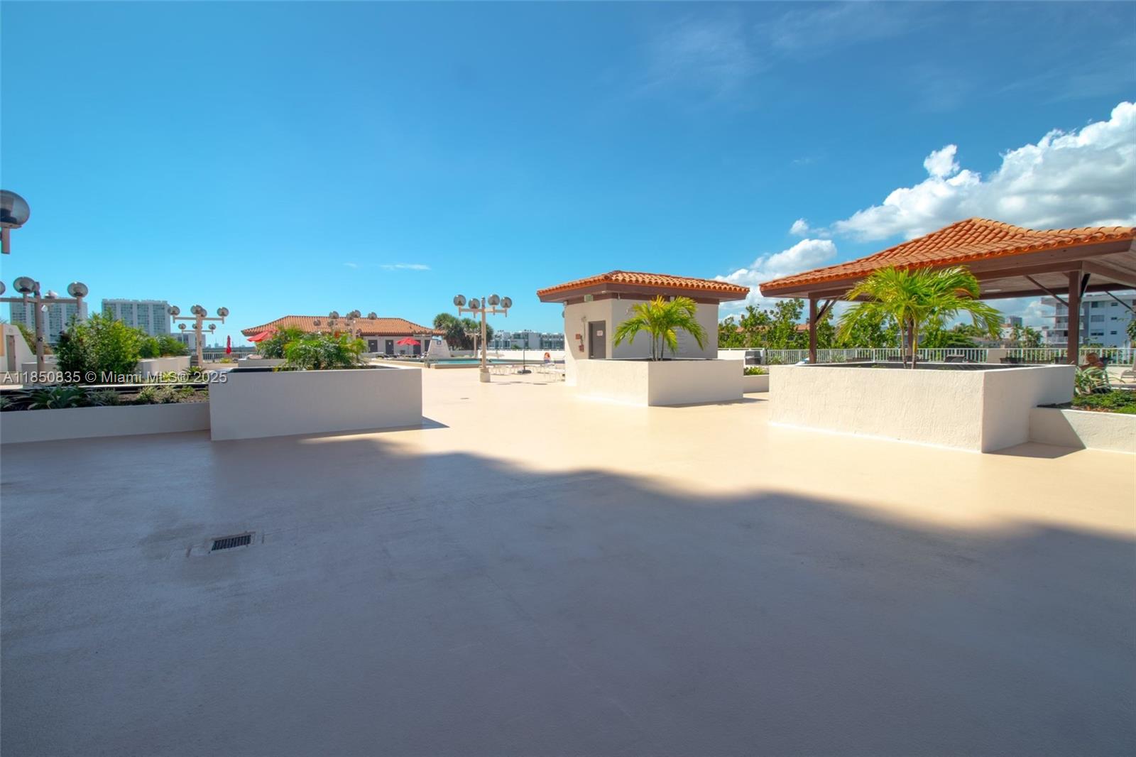 See details 1902 2 / 2 1240 sq. ft. $ 2025-08-01 0 Photo